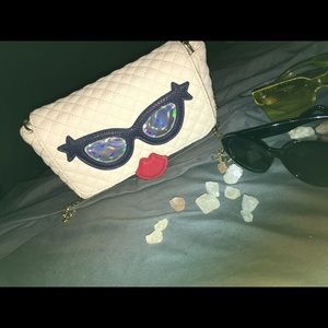 NEW LISTING ‼️‼️ SUPER CUTE CROSSBODY😍